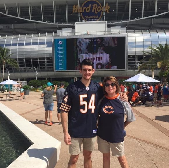 Meet your Posher, Tracy - Picture 1 of 1